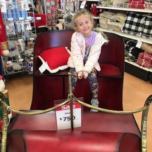 Meet your Posher, Janine